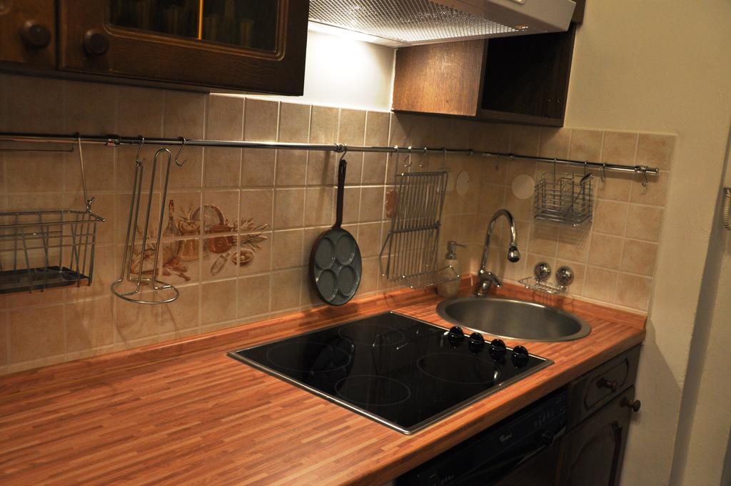 Traditional Slovak Apartment บราติสลาวา ภายนอก รูปภาพ